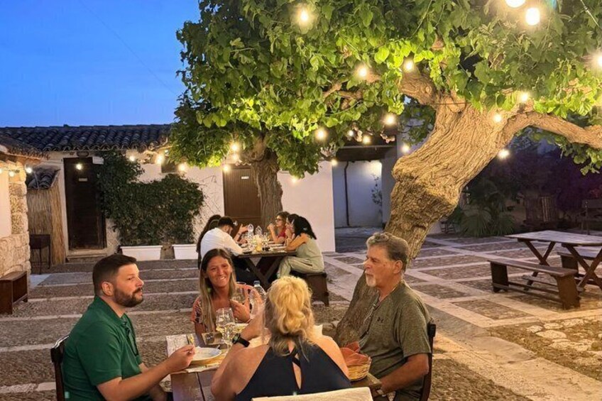 Farm to Table Wine Lunch and Dinner Experience 3