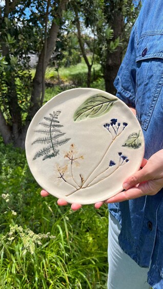 Picture 18 for Activity Sao Miguel: Azorean Botanical Impressions in Ceramics 2