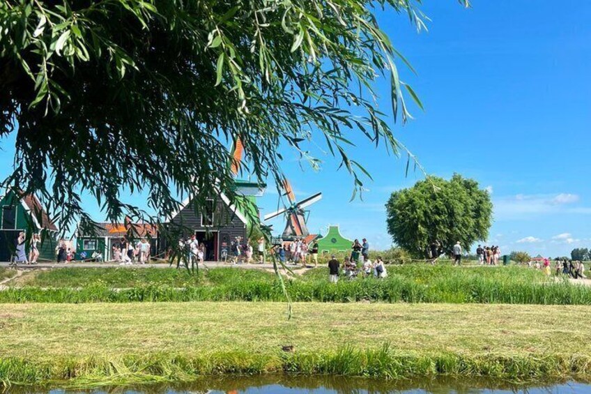 Private Zaanse Schans, Cheese, Clogs and Volendam (1-17 people) 5