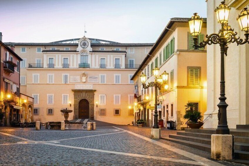 Access to the Apostolic Palace and Garden of Castel Gandolfo 1
