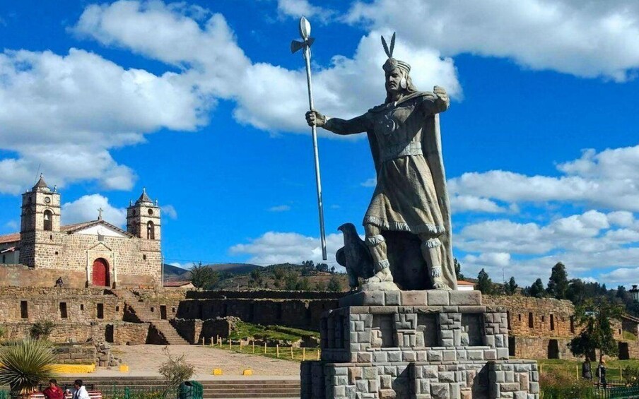 Picture 3 for Activity From Ayacucho: Excursion to Vilcashuamán, Pumacocha, and Puyas de Raimondi 3