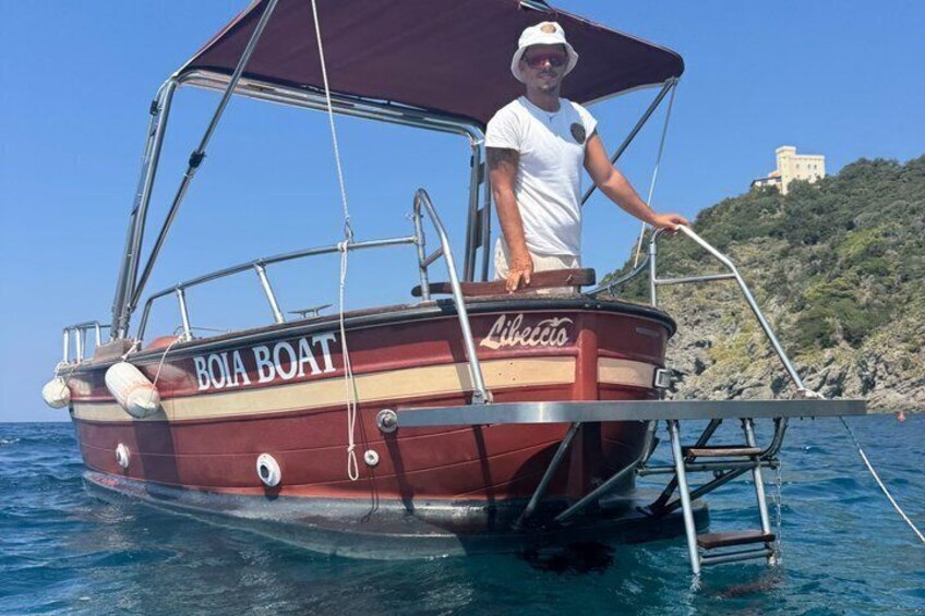 Boat Charter with Skipper Livorno 3