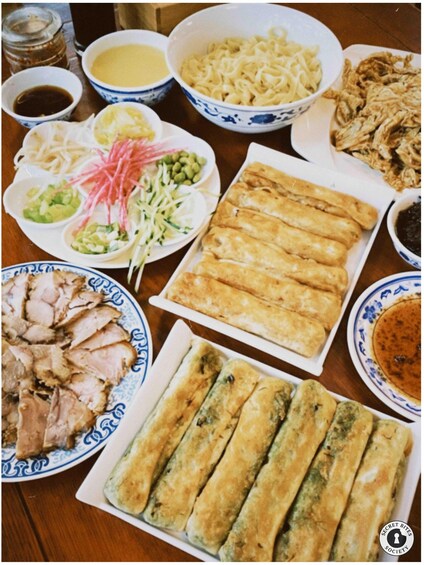 Picture 2 for Activity Beijing: Hutong Traditional Dinner & Culture Walking Tour 3