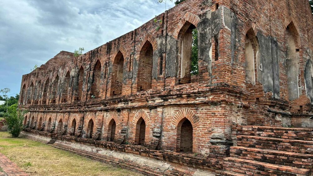 Picture 5 for Activity Ayutthaya: In-Depth History Bike Tour 3