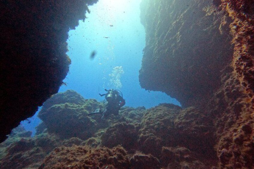 Giardini Naxos Taormina Diving in the depths of Isolabella 1