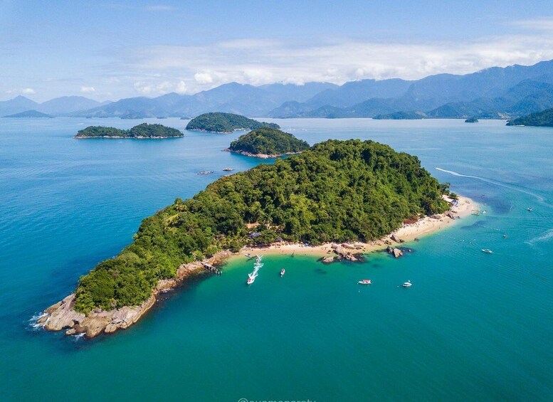 Picture 6 for Activity Pelado Island in Paraty - Transportation by Van and Speedboat 2