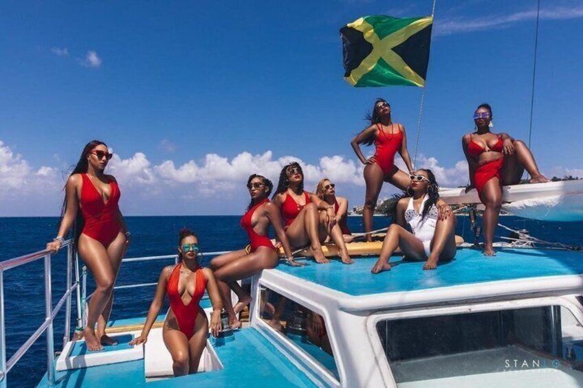 4 Hr Snorkeling and Sailing Adventure in Montego Bay 3