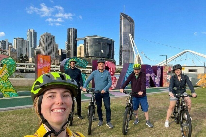 Brisbane Guided E-Bike Tour (Small Group, Bluetooth-Equipped) 1