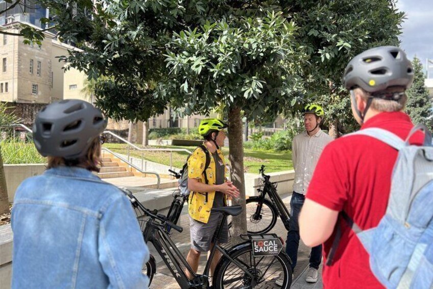 Brisbane Guided E-Bike Tour (Small Group, Bluetooth-Equipped) 4