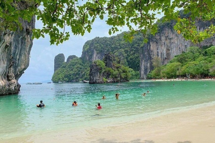 Koh Hong & Lao Lading Snorkeling by Long-Tail Boat from Krabi 5