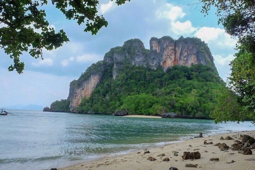 Koh Hong & Lao Lading Snorkeling by Long-Tail Boat from Krabi 3