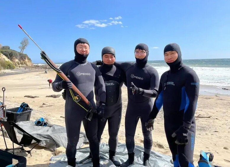 Picture 3 for Activity Kelp Forest Spearfishing Adventure 3