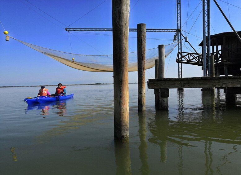 Picture 8 for Activity kayak tour venice, Explore the lagoon and secret islands by kayak 2