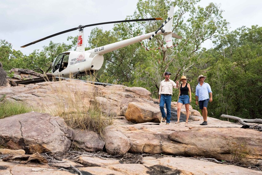 Katherine Gorge Heli Flight and Rock Art Tour 1