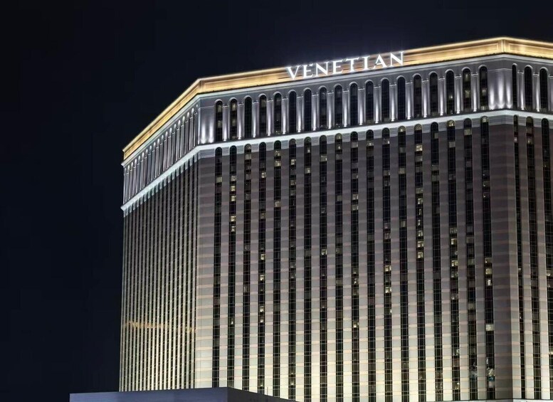 Picture 6 for Activity From Hong Kong: Macau Night Tour via HZMB w/Dinner, Transfer 4