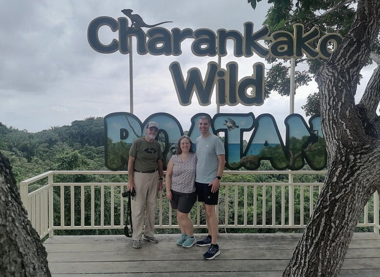 Picture 4 for Activity Roatan Fun Tour and West Bay Beach Club 4
