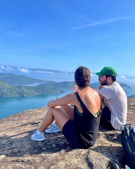Picture 6 for Activity Paraty - Sugarloaf Mountain Trekking in Saco do Mamanguá 2