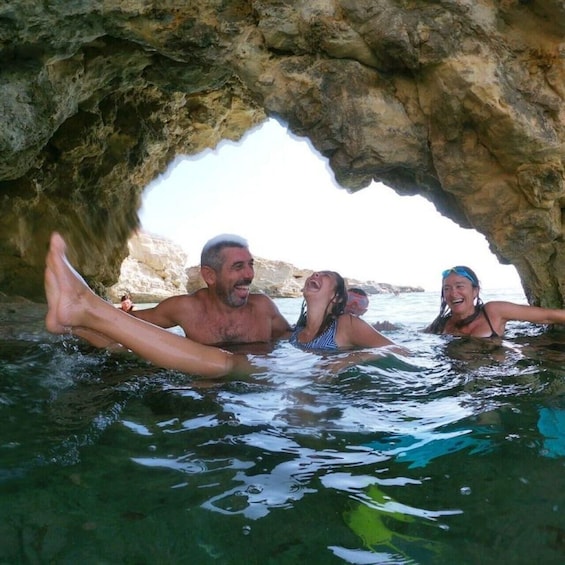 Curaçao: Blue Room Cave Snorkeling Tour with Snacks 1