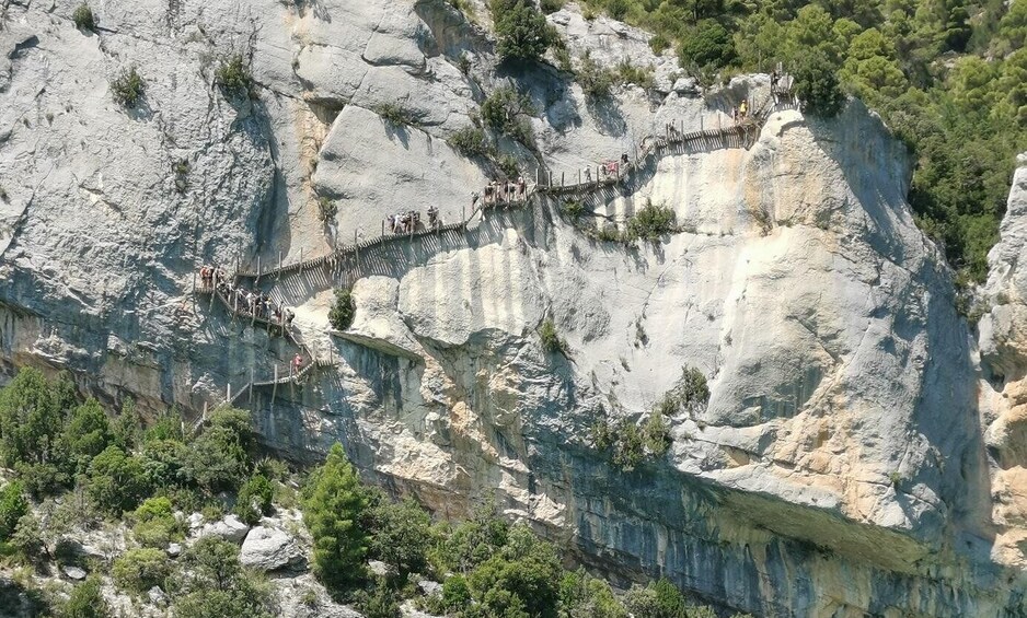 Picture 2 for Activity Barcelona: Trekking and Kayaking in Congost de Mont-rebei 2