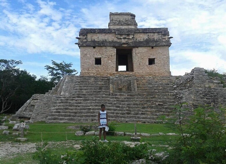 Picture 3 for Activity For cruise ships: Adventure in the Maya ruins of Dzibilchaltún & the Meteorite Museum 4