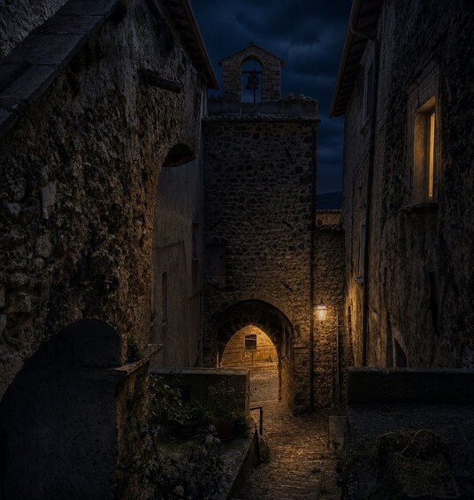 Picture 3 for Activity Photographic Glimpses: Tour of Santo Stefano and Castelvecchio by Night 2
