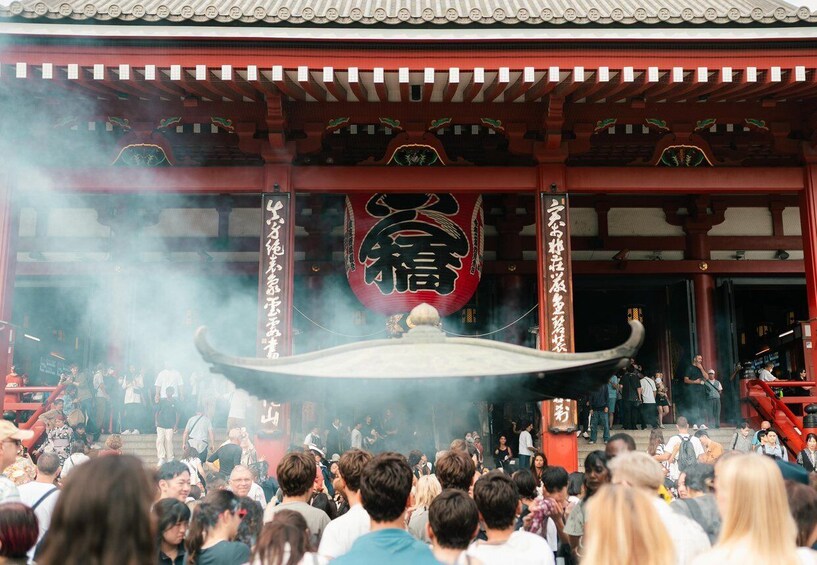 Tokyo: Asakusa & Sensoji Temple Guided Walking Tour 1