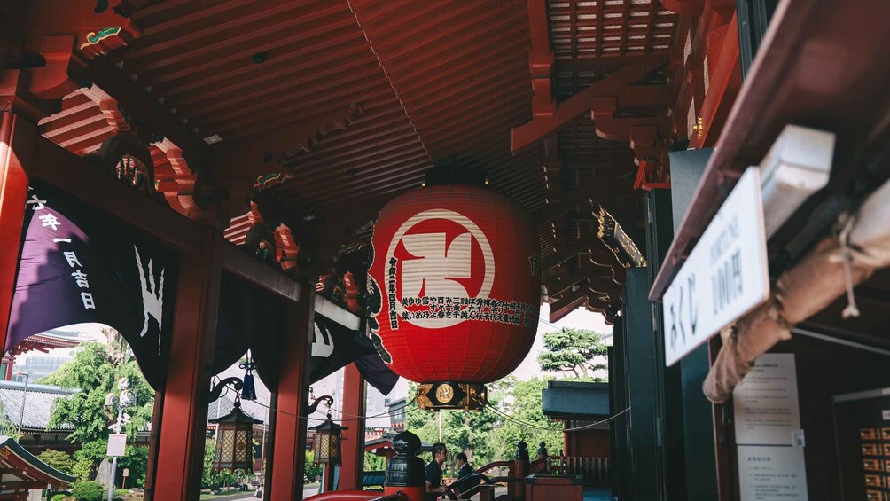 Picture 10 for Activity Tokyo: Asakusa & Sensoji Temple Guided Walking Tour 4