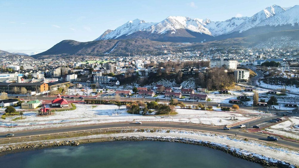 Picture 2 for Activity Ushuaia: Private Sightseeing Tour with Hike and Coffee Break. 5