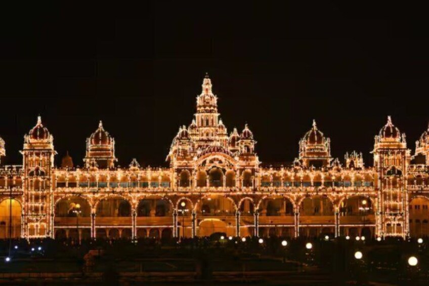 Royal Mysuru in One Day Palace Hill Lakes and Local Cuisine 1