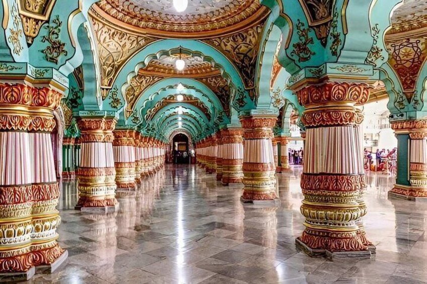 Royal Mysuru in One Day Palace Hill Lakes and Local Cuisine 4