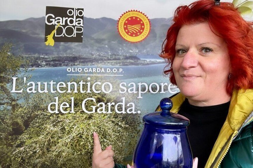 Guided Evo Oil Tasting on Lake Garda 4