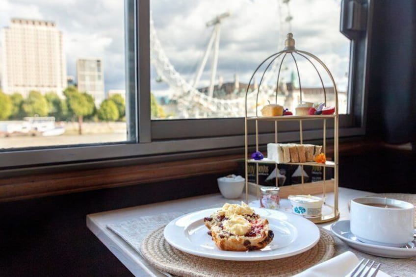 London River Thames Cruise with Afternoon Tea or Dinner 1