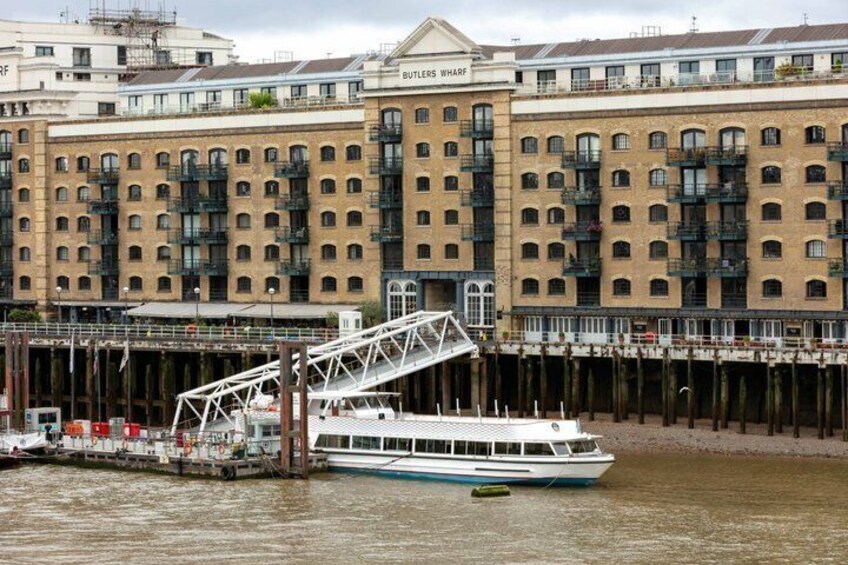 London: Weekend Brunch Cruise on the River Thames 3