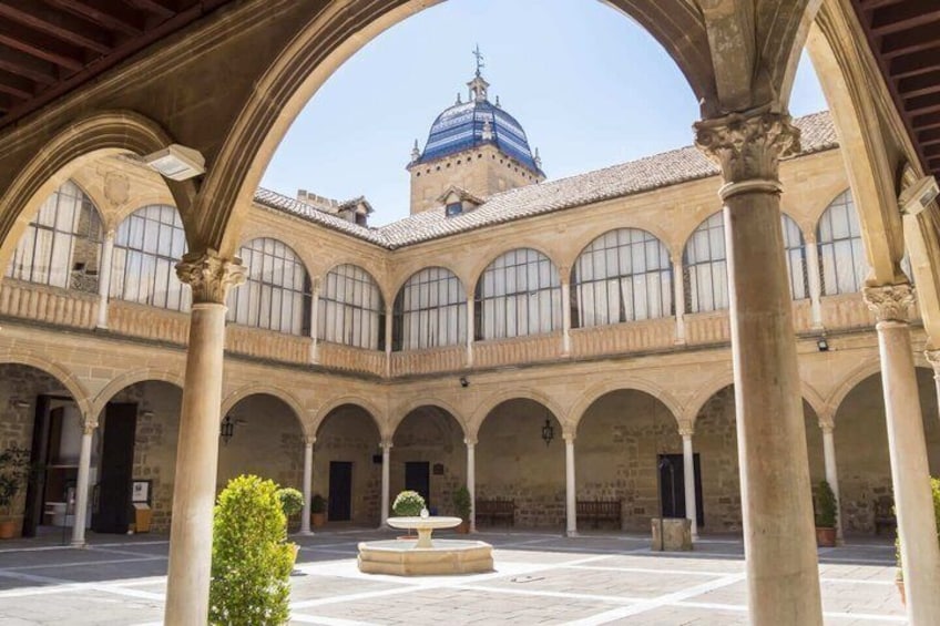 Hello Úbeda Private 2 Hour Intro City Walk with Local Guide 3