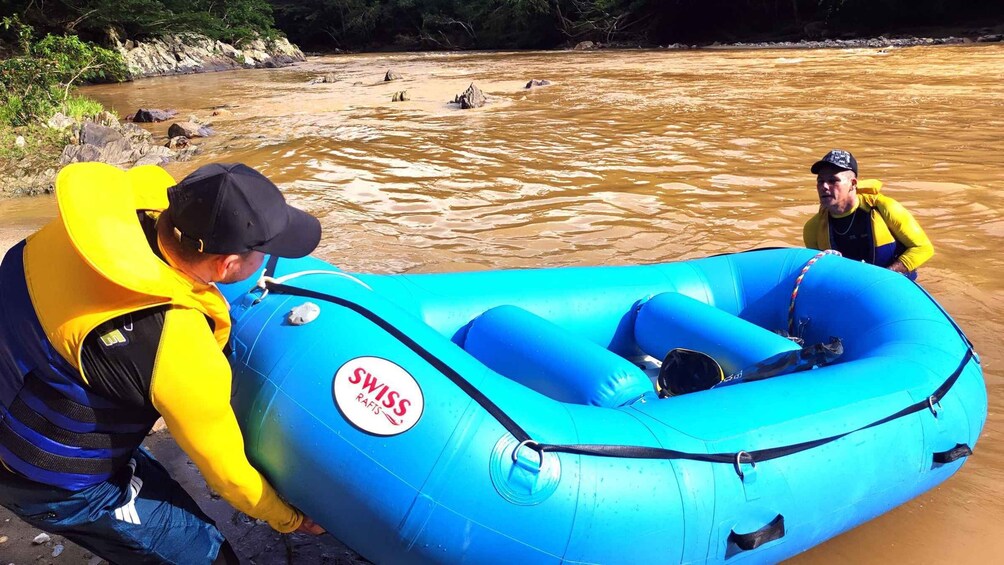 Picture 2 for Activity Rafting on the Dorado River, just 2 hours from Medellín, with rail transport 3
