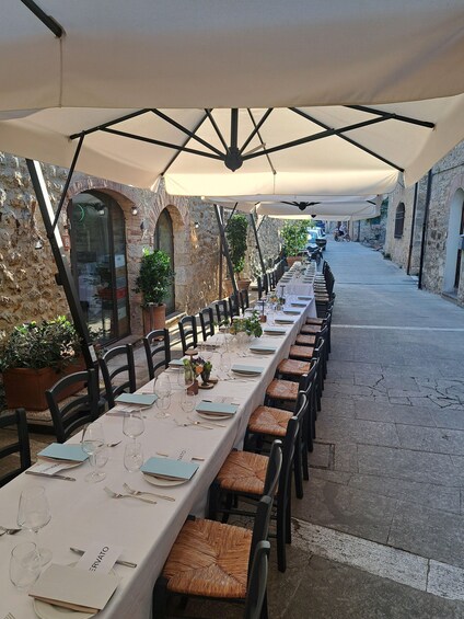 Picture 10 for Activity Wine and oil tasting in the small medieval village of Tuscany 4
