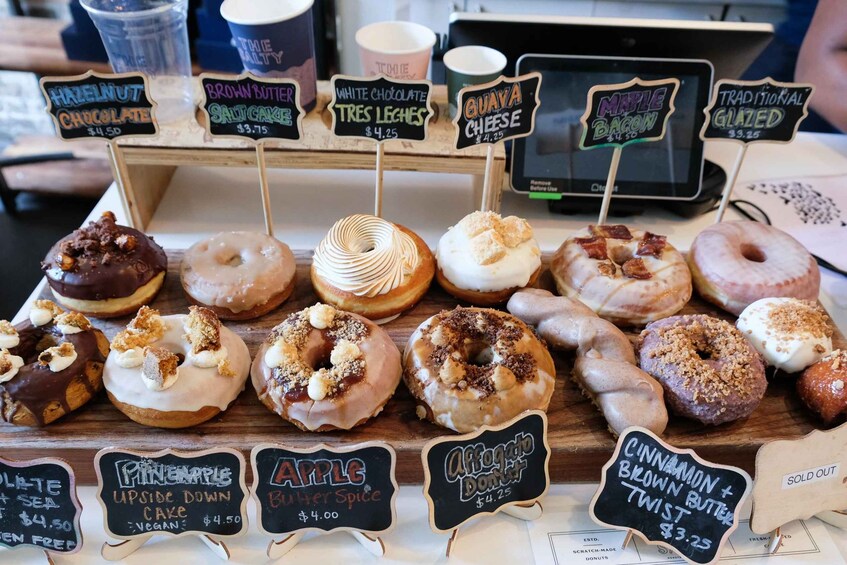Picture 4 for Activity Miami: Wynwood Delicious Donut Tour & Street Art Experience 3