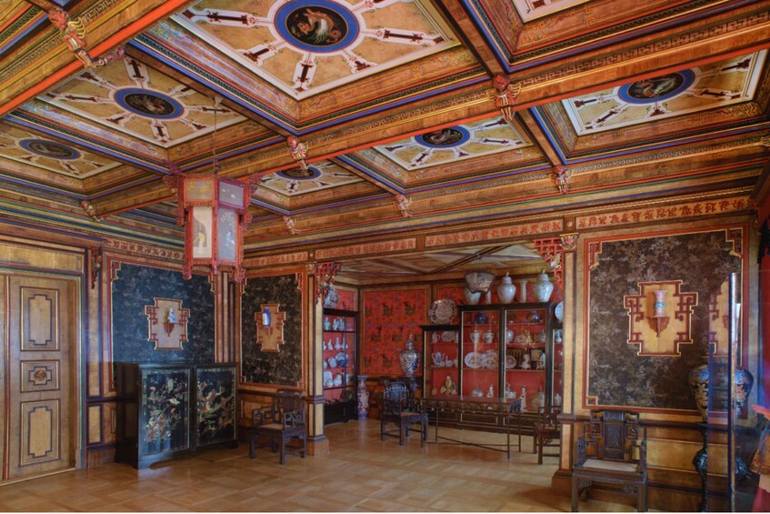 Picture 4 for Activity Warsaw: Wilanów Palace & Park Private Guided Tour 5