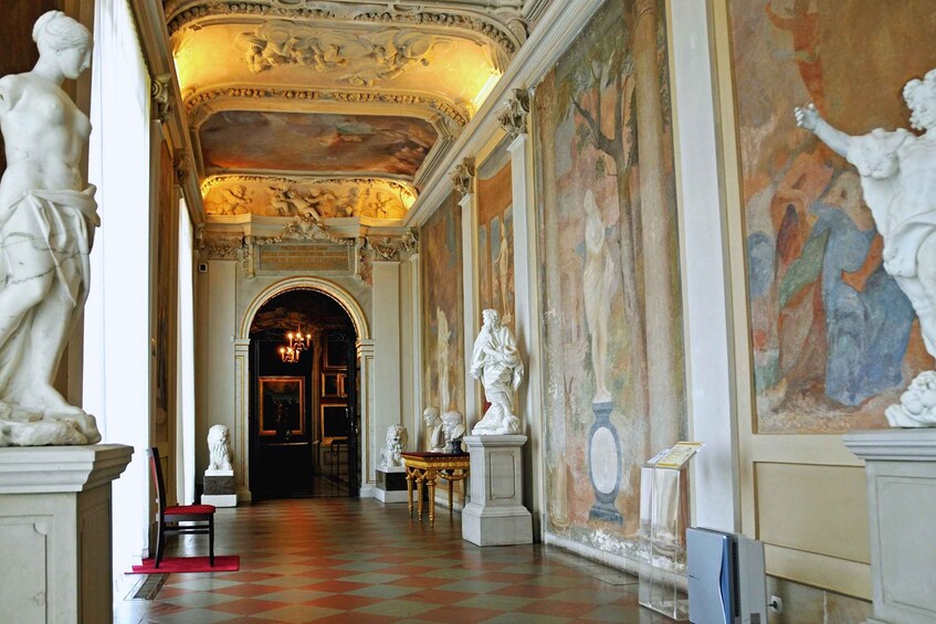 Picture 1 for Activity Warsaw: Wilanów Palace & Park Private Guided Tour 4