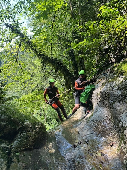 Day tour on the Tkhopra canyon 1