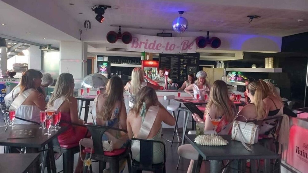 Picture 5 for Activity Albufeira: Cocktail Making Class at The Waterfront 5