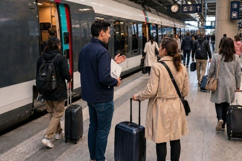 Paris Charles de Gaulle Airport Meet and Greet Service 1