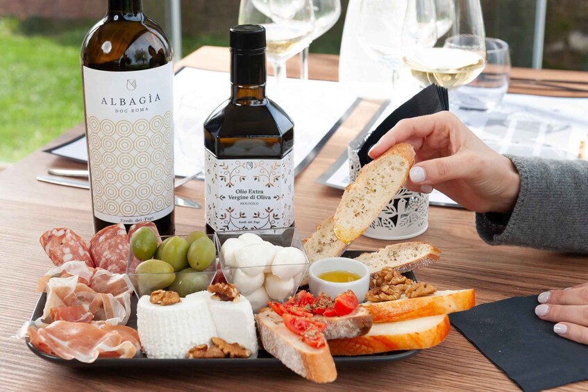 Picture 1 for Activity Castelli Romani: Discover the single-varietal volcanic wines of Lazio 5