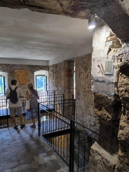 Picture 1 for Activity Pitigliano: Village and Jewish Quarter Tour 4