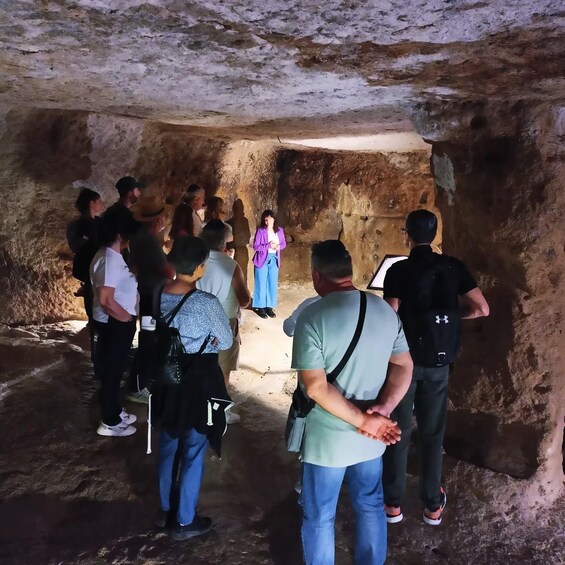 Picture 2 for Activity Pitigliano: Village and Jewish Quarter Tour 2