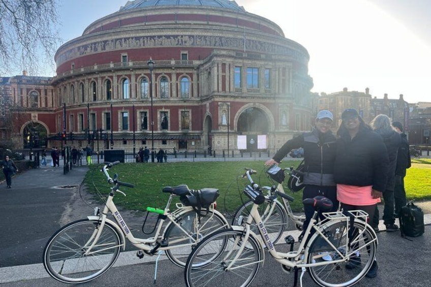 London Bicycle Tour at Palaces and Parks with History 4