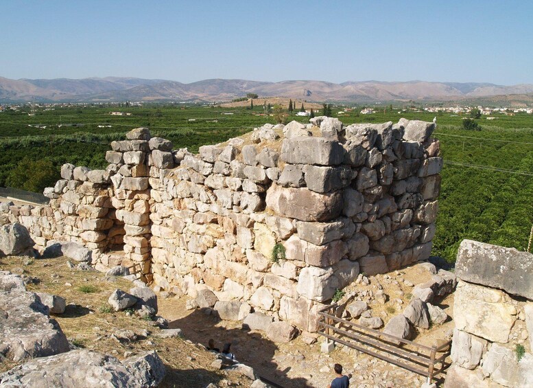 Nafplio: mycenaean Tiryns and mythology of Hera and Hercules 1