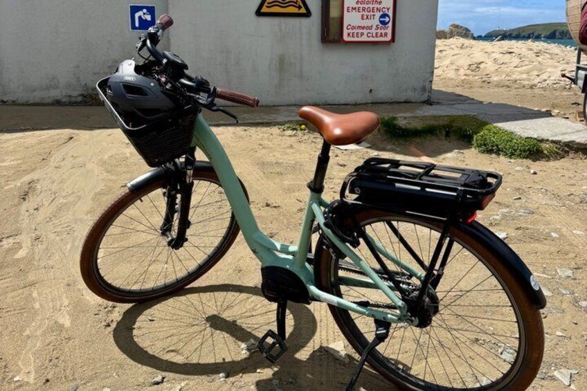 Galley Head Coastal eBike Adventure with Lunch 4