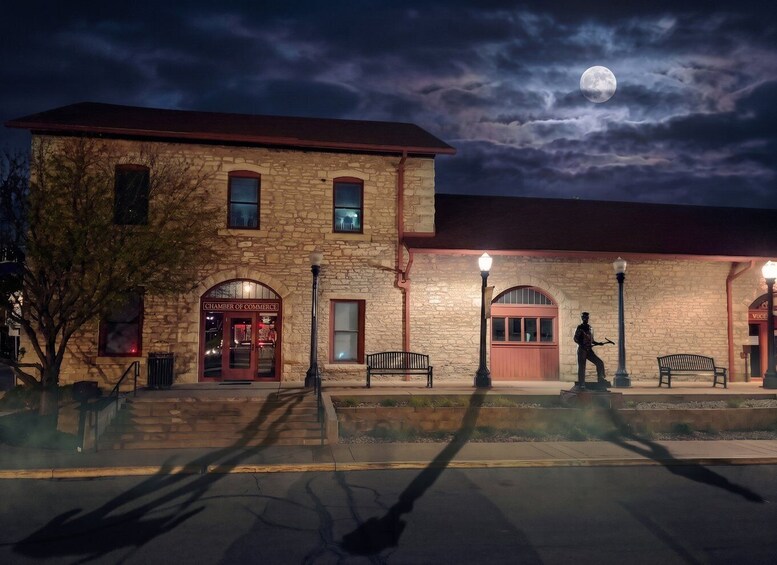 Picture 6 for Activity Atchison Afflictions & Apparitions Ghost Tour 5