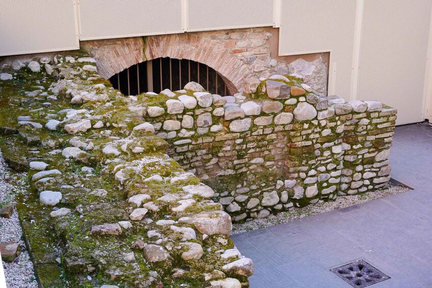 Picture 10 for Activity Secret Santarcangelo: Cave Tour and Traditional Aperitif 2